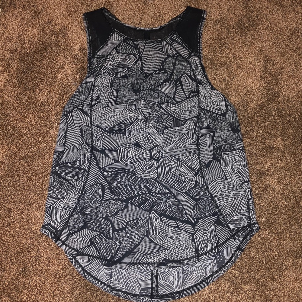 🍋 lululemon tank top 🍋